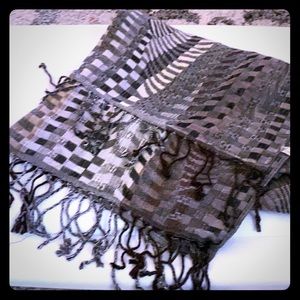 NWOT Scarf